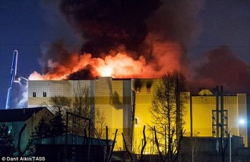 Ảnh: Cháy kinh hoàng tại Trung tâm thương mại Nga làm 37 người chết