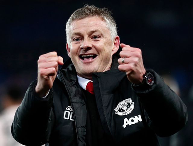 muc luong cua hlv solskjaer khong bang mot nua mourinho