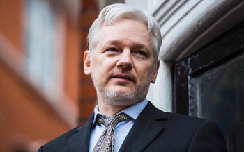 Mỹ tìm kiếm lệnh bắt giữ Assange của WikiLeaks vì tội gián điệp