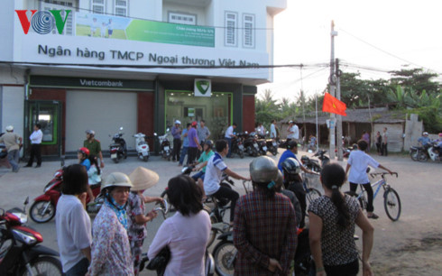 Vietcombank nói gì về vụ ngân hàng bị cướp tiền tỷ ở Trà Vinh?