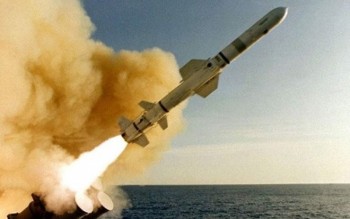 Nga chế giễu tên lửa thông minh của Mỹ không biết đánh khủng bố