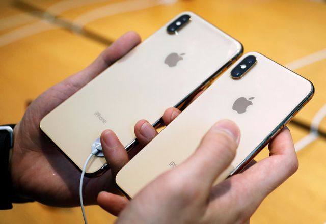 Apple sẽ cải tiến iPhone thế nào trong khi các hãng Android “bứt tốc”?