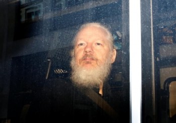 Những “quả bom” của WikiLeaks khiến chính phủ Mỹ “đau đầu”