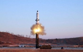 Nhật Bản, Hàn Quốc phân tích thêm về vụ thử tên lửa của Triều Tiên