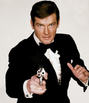 “Điệp viên 007” Roger Moore qua đời vì ung thư