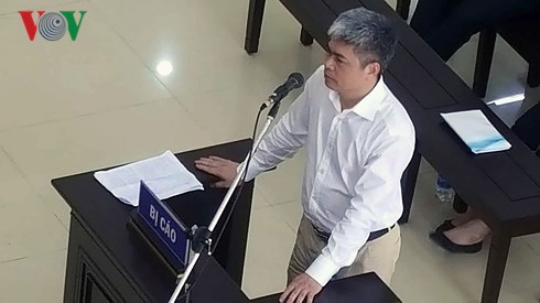 Đại án Oceanbank: Được bạn thân là doanh nhân chi 32 tỷ, Nguyễn Xuân Sơn có thoát án tử?