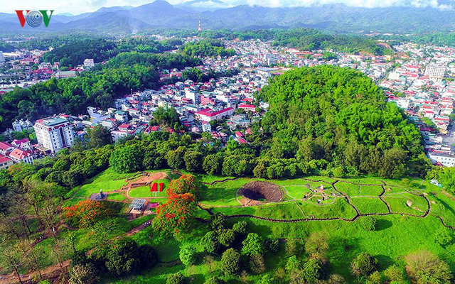 ngam su doi thay cua chien truong dien bien phu tu tren cao