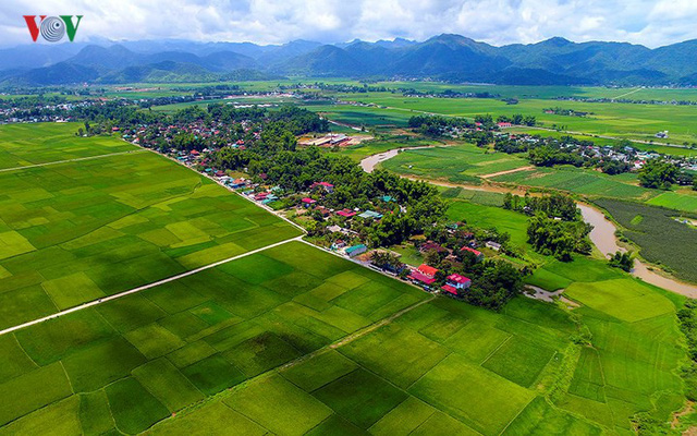 ngam su doi thay cua chien truong dien bien phu tu tren cao