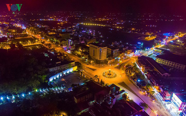 ngam su doi thay cua chien truong dien bien phu tu tren cao