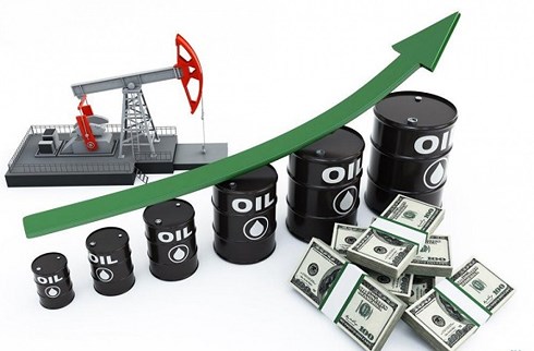 Giá dầu tăng vọt trước khả năng Tổng thống Mỹ rút khỏi thỏa thuận hạt nhân Iran