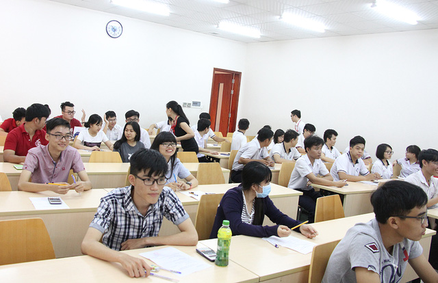 TPHCM: Hàng ngàn thí sinh đăng ký các kỳ thi kiểm tra năng lực