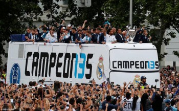 Biển người chào đón Real Madrid sau chức vô địch Champions League