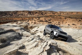 Jaguar Land Rover phát triển công nghệ off-road tự lái
