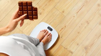 Vì sao khó duy trì cân nặng sau  giảm cân?