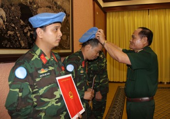 3 sĩ quan Việt Nam lên đường làm nhiệm vụ gìn giữ hoà bình Liên hợp quốc