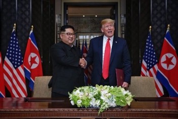 Tổng thống Trump “chắc chắn sẽ" mời ông Kim Jong-un thăm Nhà Trắng