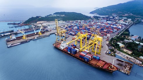 Hàng chục nghìn container “rác thải” tại các cảng biển, cách nào xử lý?