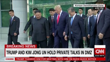 Cuộc gặp Trump - Kim kéo dài gấp 10 lần dự kiến