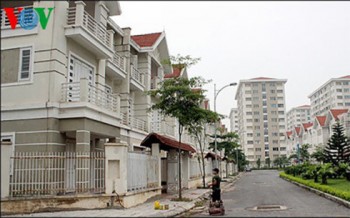 Giá nhà liền đất ở Hà Nội và TPHCM đều tăng mạnh