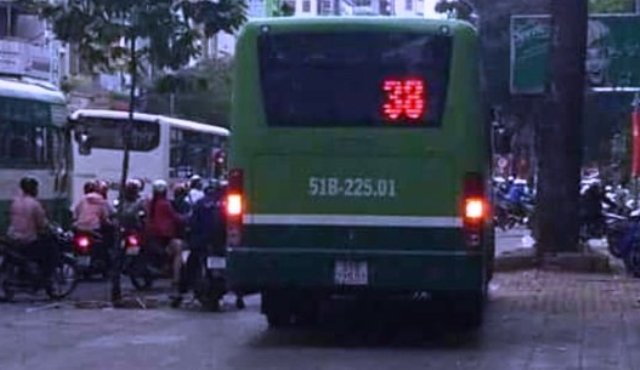 TPHCM: Kiểm tra các “hung thần” xe buýt