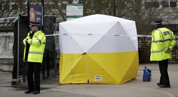 Anh: 2 người nguy kịch do nhiễm chất độc lạ gần Salisbury