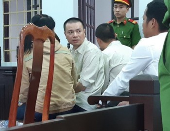 Làng xóm gửi đơn xin cứu xét tử tù Đặng Văn Hiến