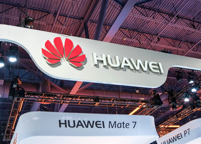 Mỹ sẽ cấp giấy phép cho DN muốn kinh doanh với Huawei