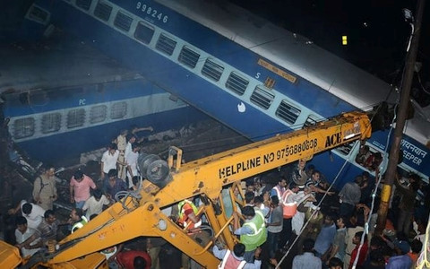 Vụ tai nạn tàu hỏa tại Ấn Độ: Số người chết tăng lên 23