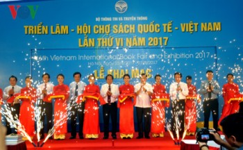 Khai mạc Triển lãm - Hội chợ Sách quốc tế Việt Nam lần thứ VI năm 2017