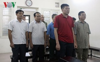 Hoãn phiên tòa xử vụ sai phạm đất đai ở Đồng Tâm vì 2 bị cáo vắng mặt