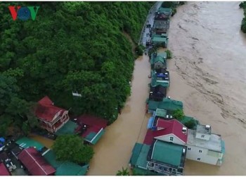 Nghệ An: 6 người chết do bão số 4