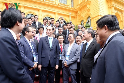 Chủ tịch nước gặp đoàn người Việt tài năng về khoa học và công nghệ