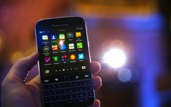 BlackBerry tuyên bố ngừng sản xuất smartphone, đóng cửa bộ phận di động