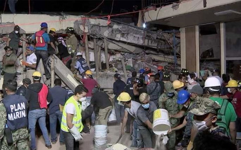Nỗ lực cứu người sau hơn 24 giờ xảy ra động đất ở Mexico