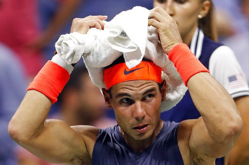 US Open: Nadal vào bán kết sau 5 giờ thi đấu vất vả trước Thiem