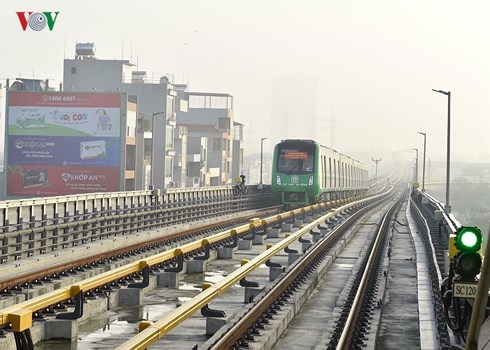 duong sat cat linh ha dong lieu co giong buyt nhanh brt