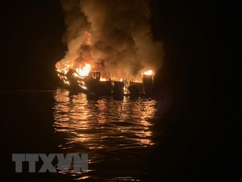 Mỹ: Nhiều người thiệt mạng trong vụ cháy tàu lặn ngoài khơi California