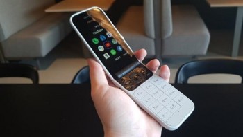 Nokia 'hồi sinh' điện thoại nắp gập với mạng 4G, có giá 100 USD