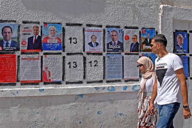 Tunisia ban bố lệnh giới nghiêm trước cuộc bầu cử tổng thống