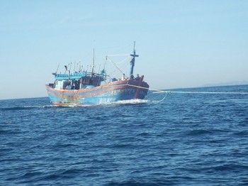 Vụ chìm tàu ở Trường Sa: 15 ngư dân được cứu an toàn