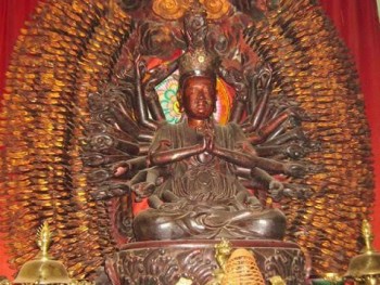 Pho tượng Phật bà bị mất cắp: Buông lỏng quản lý đến mức báo động