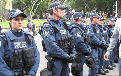 Australia bắt giữ 2 thiếu niên âm mưu tấn công khủng bố