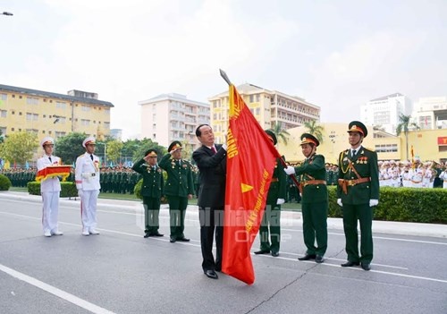 Chủ tịch nước Trần Đại Quang dự Lễ kỷ niệm 50 năm Ngày truyền thống Học viện Kỹ thuật Quân sự