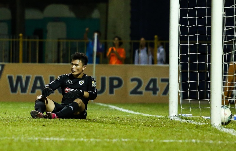 Thủ môn Bùi Tiến Dũng khó ở lại Hà Nội FC sau mùa giải 2019