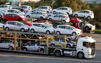 Bộ Tài chính yêu cầu “gác” chặt nhập khẩu xe ô tô