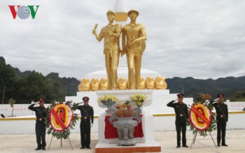 Khánh thành và bàn giao Đài tưởng niệm Liên minh chiến đấu Việt Nam-Lào