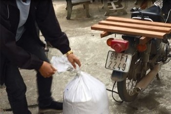 Cất giấu ma túy trong bao tải gạo, phóng xe Cub 82 từ Sơn La về Hà Nội