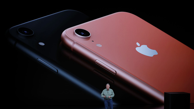 Apple cắt giảm sản xuất iPhone XR dù mới lên kệ được 2 tuần