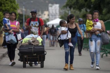 Làn sóng di cư khỏi Venezuela tránh khủng hoảng chính trị và kinh tế