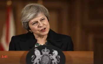 Anh: Thêm 2 nghị sỹ kêu gọi bỏ phiếu bất tín nhiệm Thủ tướng May